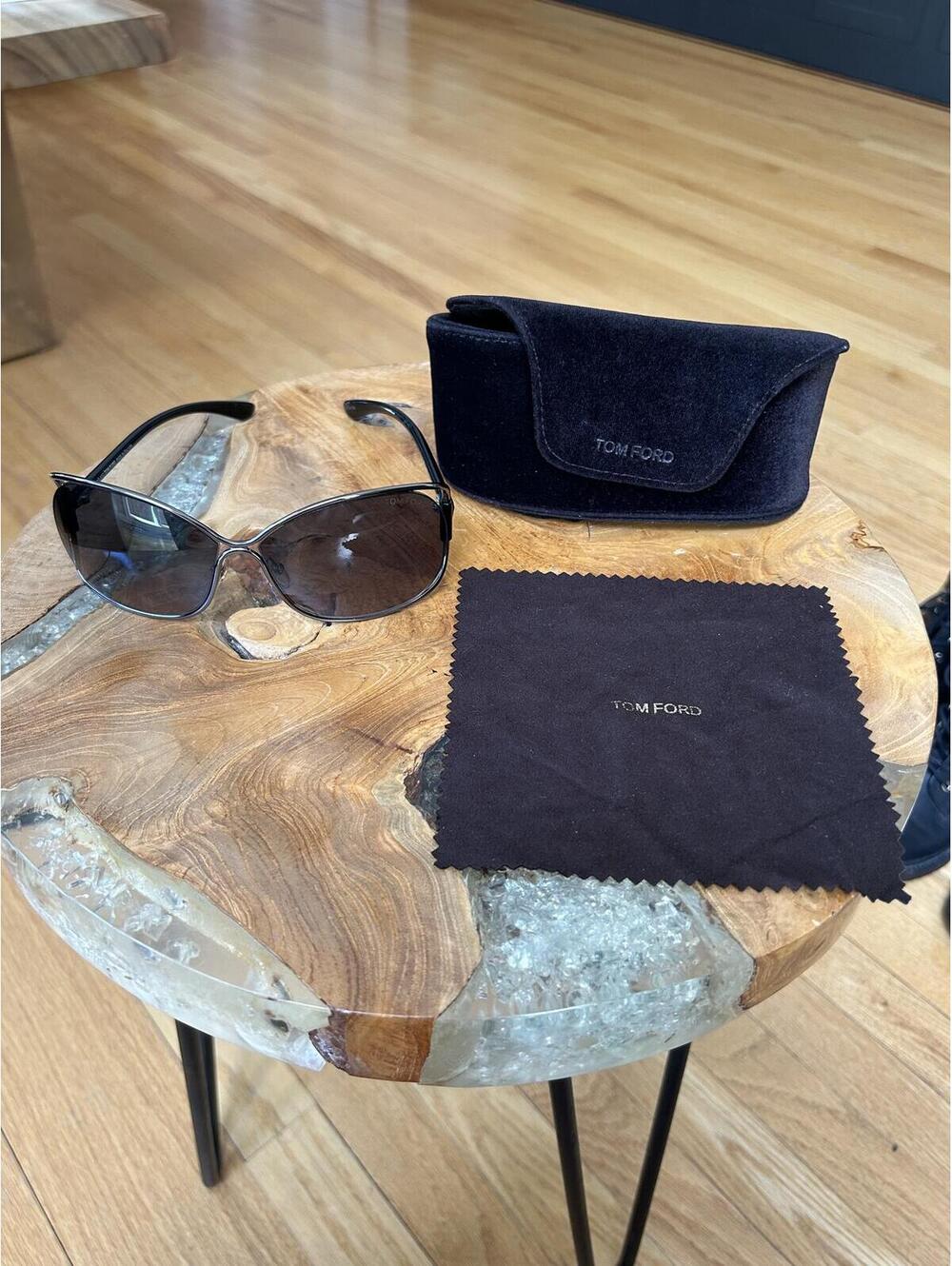 Tom Ford TF156 Eugenia Oversized Gradient Sunglasses with Case and Cloth